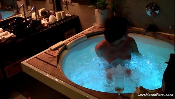 В джакузи порно Бразерс