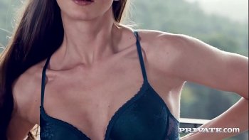 Частное порно видео русских свингеров озорная красивая девушка в корсете