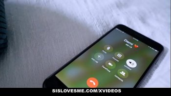 Сосет упоротый член в кресле