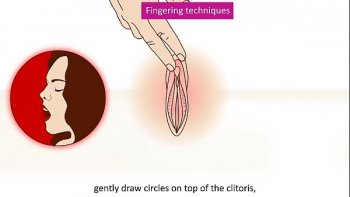 Стала тискать свою ватрушку пальцами