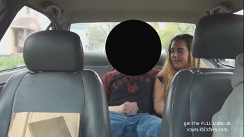 Когда озабоченный мускулистый красавчик разделся догола перед собирающейся на работу девчонкой