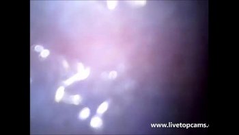 Внутри вагины член