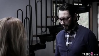 Даже снял отдельную квартиру